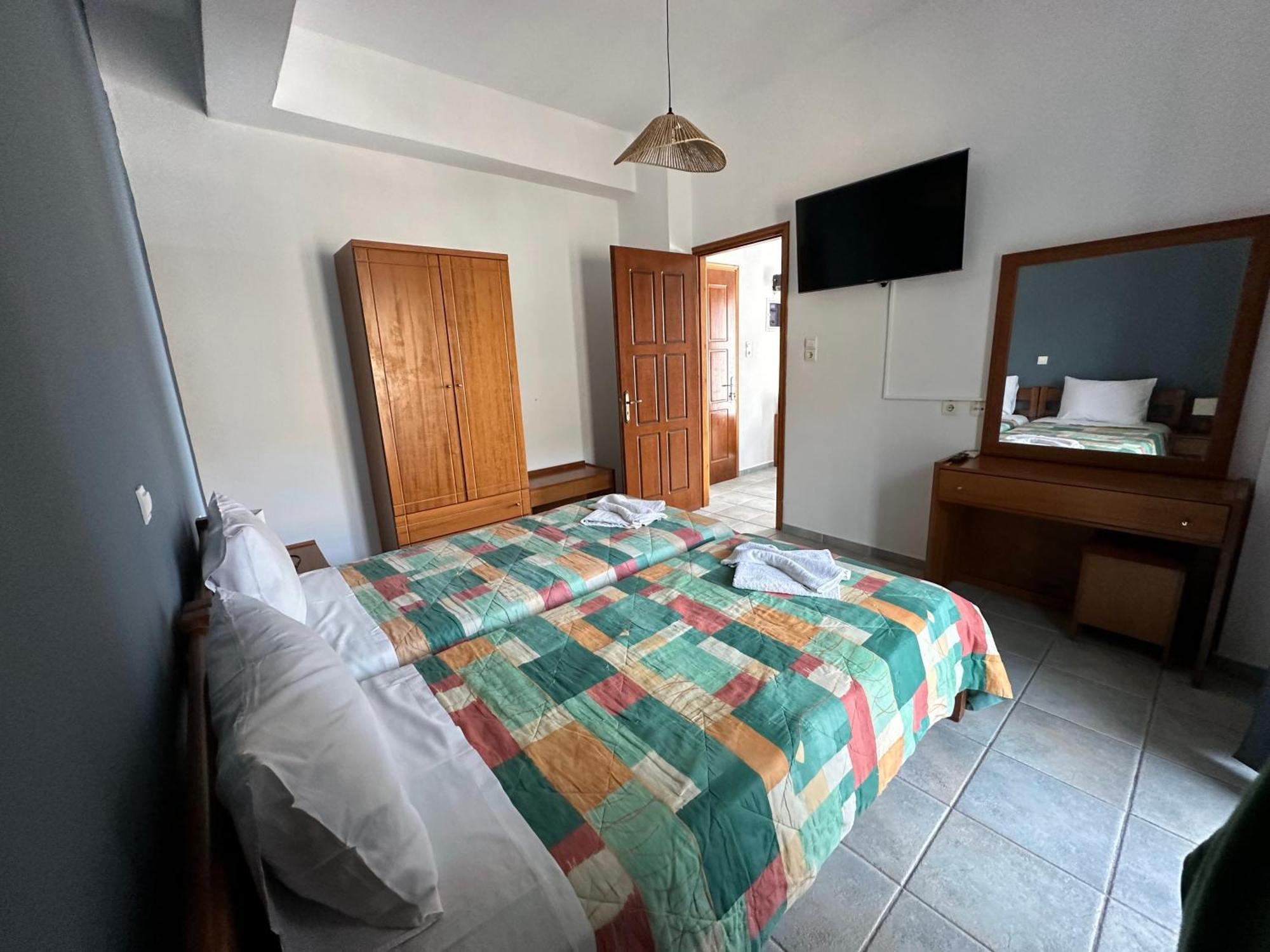 Ferienwohnung 4Seasons Sfakia Khóra Sfakíon Exterior foto